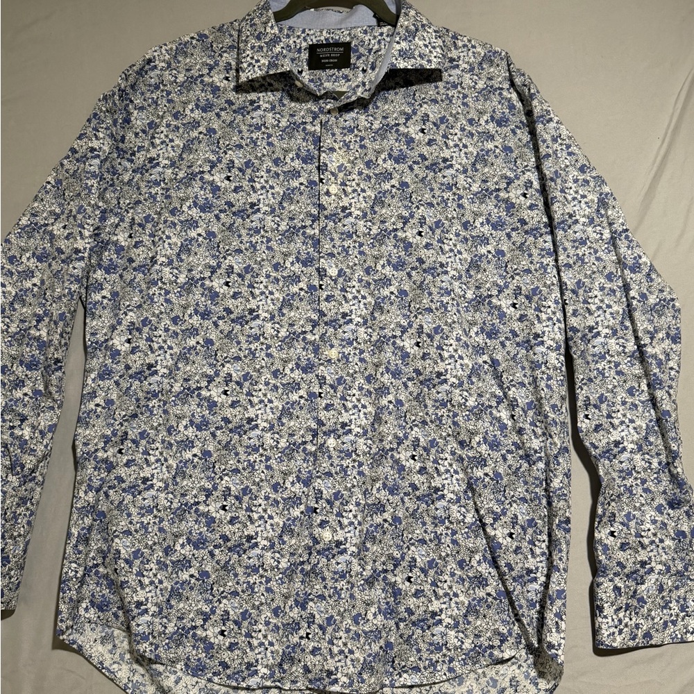 Nordstrom Mens 17.5 Non Iron LS Button Up Dress Shirt, PurplishBlue Flowers
